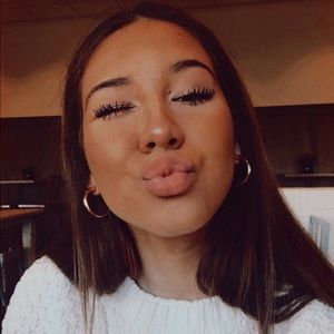 Meet your Posher, Sydney